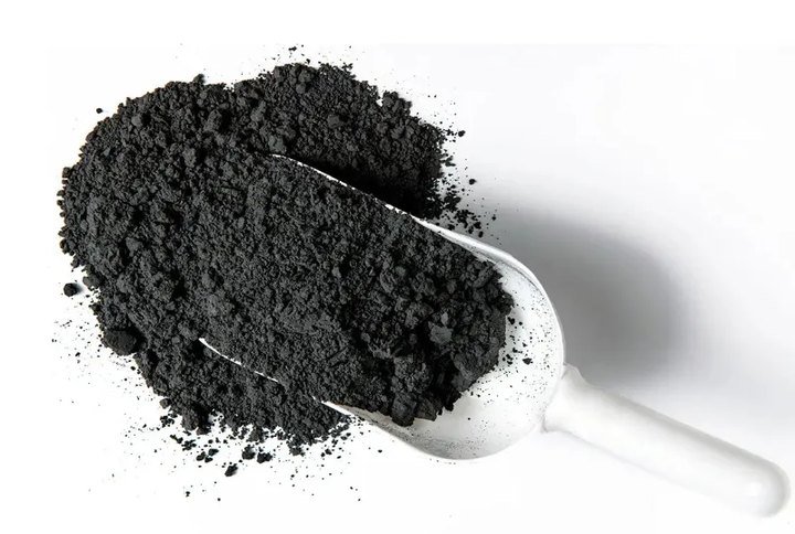 Pyrolysis carbon black powder